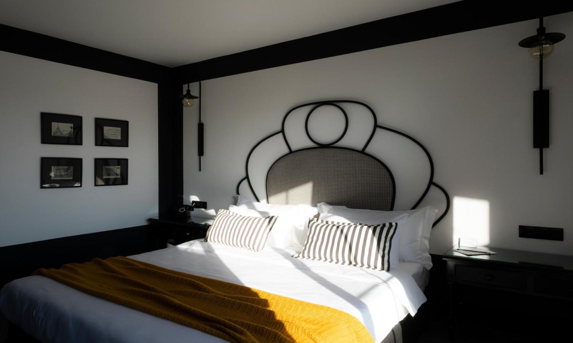 Esquisse Design Hotel Телави Стая снимка